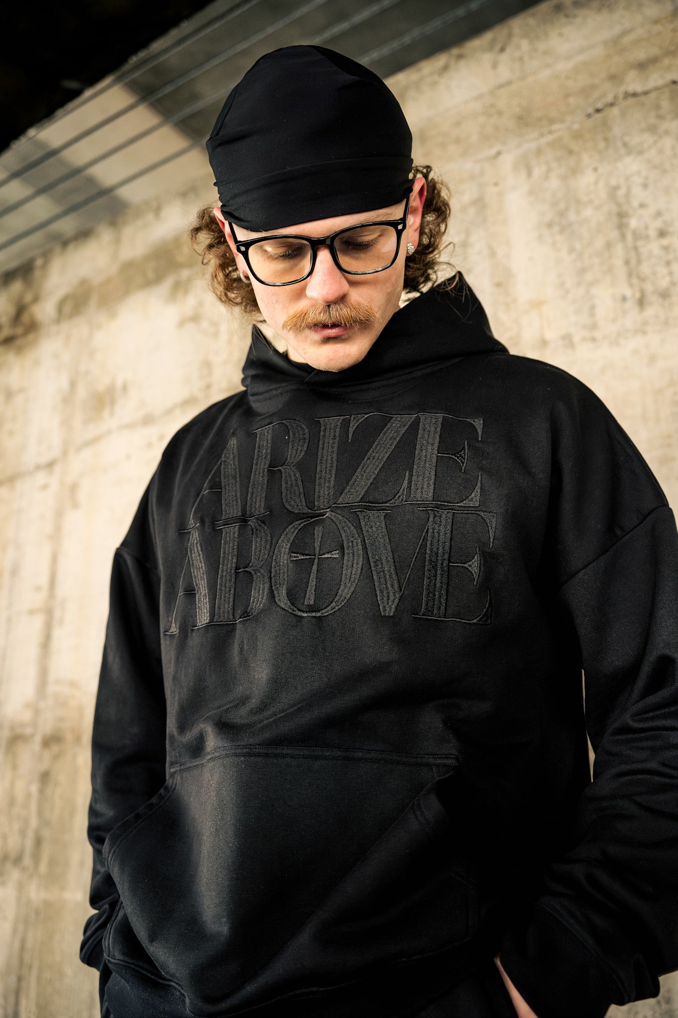 CORE HOODIE - BLACK