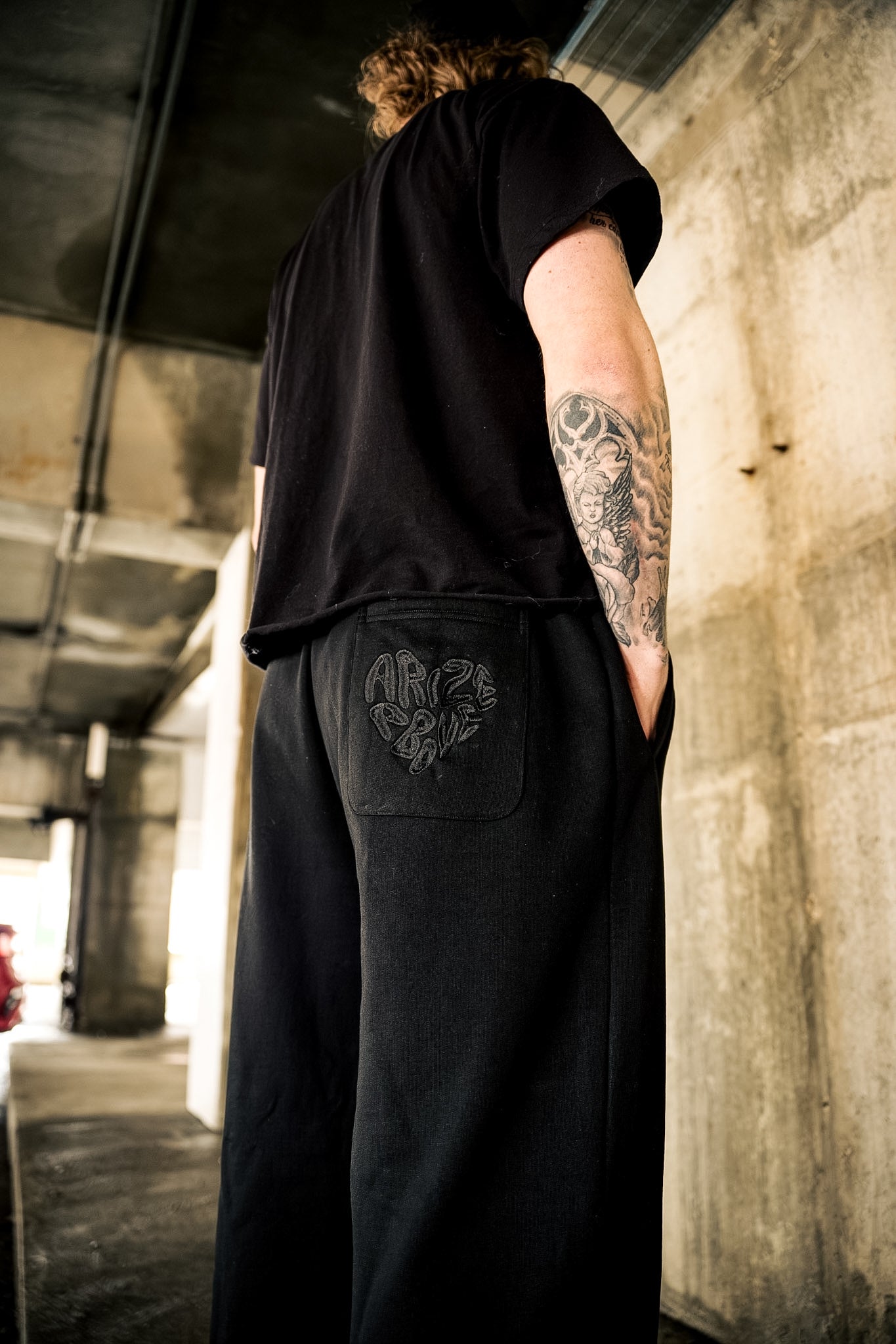 CORE SWEATS - BLACK