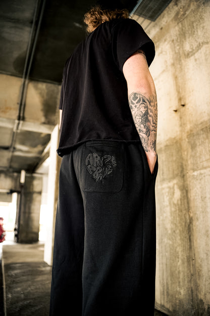 CORE SWEATS - BLACK